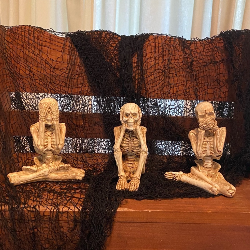 3 Pc Skeleton : SEE NO EVIL, HEAR NO EVIL, SPEAK NO EVIL